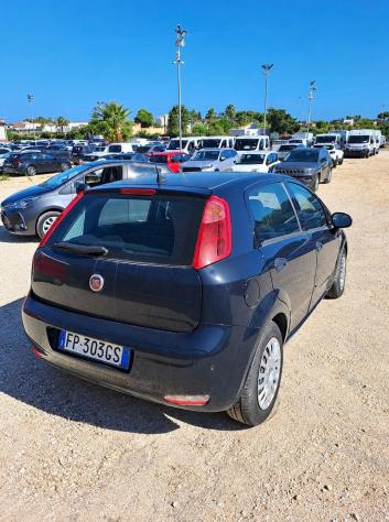 Fiat Punto 1.3 MJT II S&S Street - 2018 34.000km - Foto 2
