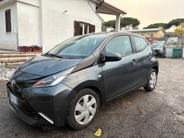 Toyota Aygo 1.0 VVT-i 69 CV 5 porte x-cool TSS - Foto 8