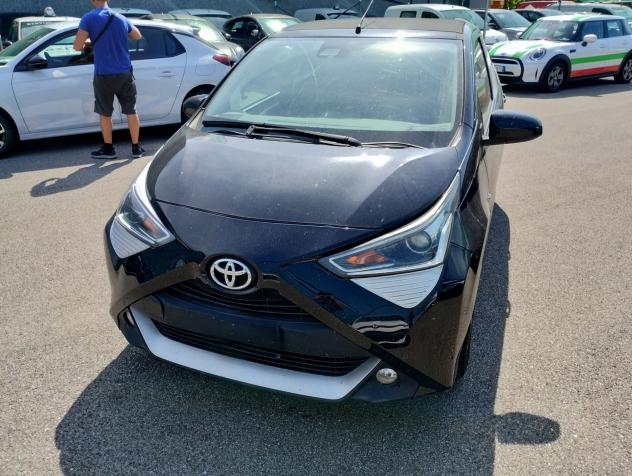 Toyota Aygo Connect 1.0 VVT-i 72 CV 5 porte x-wave MMT/ NEOPATENTATI