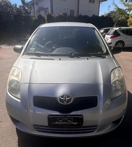 Toyota Yaris 1.0 5 porte - Foto 9