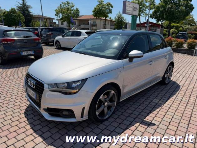 AUDI A1 1.6 TDI Sportback S-Line Exterior rif. 23722669 - Foto 2