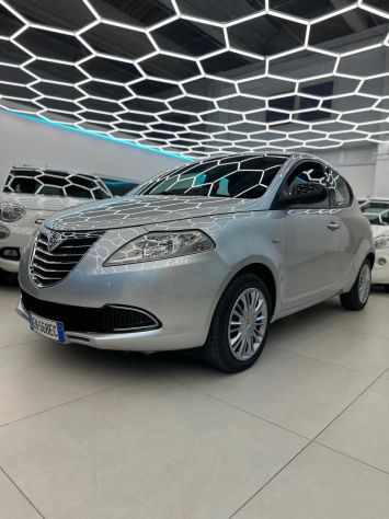 lancia ypsilon - Foto 8