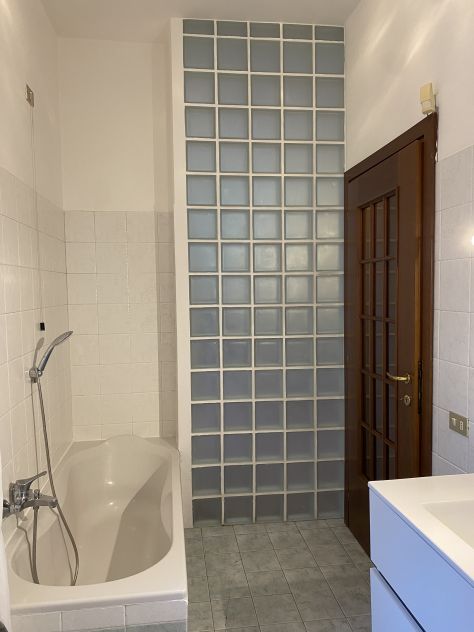 BILOCALE MONZA CENTRO ALL INCLUSIVE completamente arredato e corredato - Foto 8