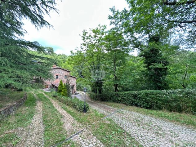 CASALE di 16 vani e di 485 mq (FIGLINE E INCISA VALDARNO) rif. V-2361 - Foto 19