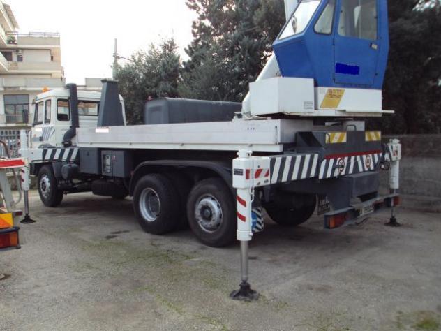 Iveco LKW/TRUCKS 190.30 Piattaforma Aerea 33 MT - Foto 2