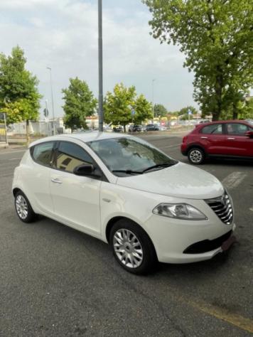 LANCIA Ypsilon 1.2 69 CV 5 porte Silver rif. 24051750 - Foto 2