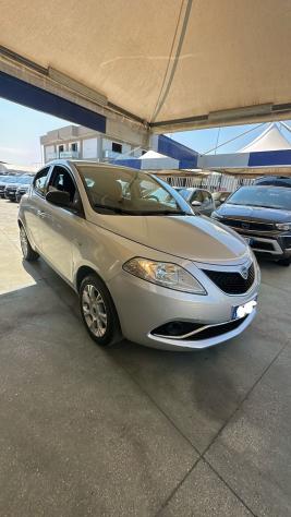LANCIA YPSILON 1,2 - Foto 7