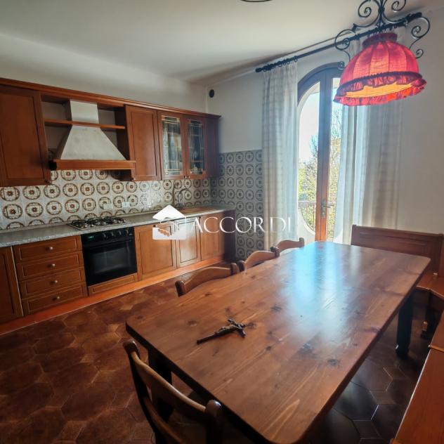 CASA INDIPENDENTE di 7 vani e di 350 mq (CASTELCUCCO) rif. BL109 - Foto 8