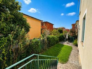 Quadrilocale in affitto a Bologna