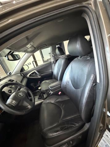 Toyota RAV 4 RAV4 Crossover 2.2 D-Cat 177 CV Executive - Foto 5