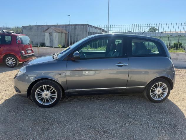 Lancia Ypsilon 1.2 69 CV Argento - Foto 6