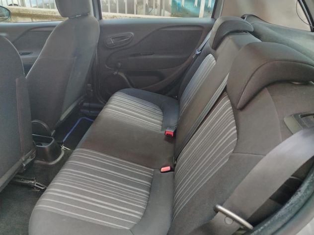 Fiat punto evo - Foto 8