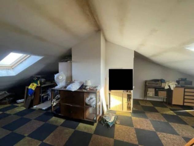 Immobile in asta di 152 m², box auto in vendita a Valdobbiadene - Foto 2