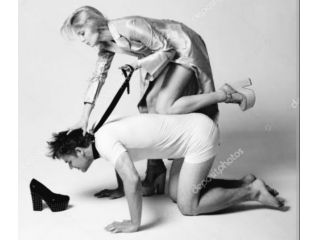 Amore e incontri Casarano - Schiavo cerco donna Tel:3287831426