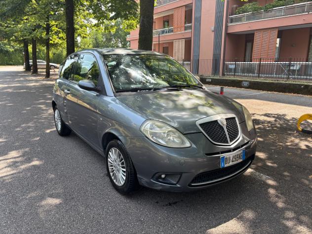 Lancia Ypsilon 1.3 MJT 75 CV Platino - Foto 3