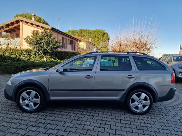 Škoda Octavia/4&4 2.0 103kw SCOUT 4X4 - Foto 8