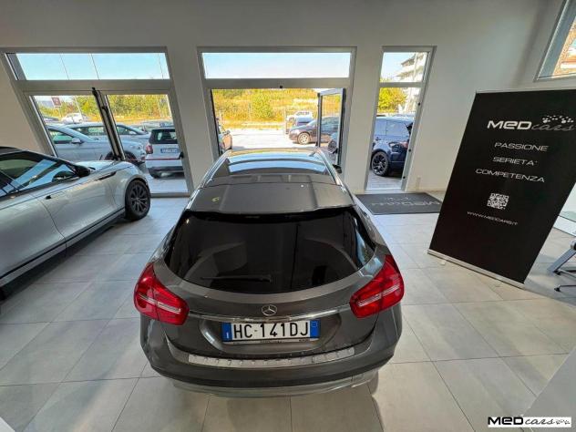 MERCEDES - Classe GLA - GLA 200 d Automatic Enduro - Foto 8