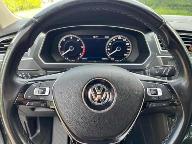 VOLKSWAGEN Tiguan 2.0 TDI SCR DSG Advanced BlueMotion Technology rif. 23195838 - Foto 9