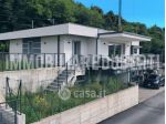 Villa in Vendita in Via Peppino Rossi a Gavirate