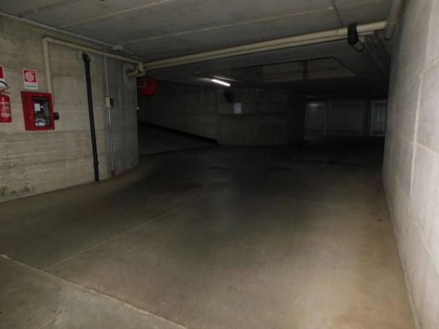 Immobile in asta di 190 m², box auto in vendita a Grugliasco - Foto 8