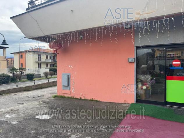 IMMOBILI-IMMOBILE COMMERCIALE-Via delle Puglie, 84085 Mercato San Severino SA, Italia - Foto 4