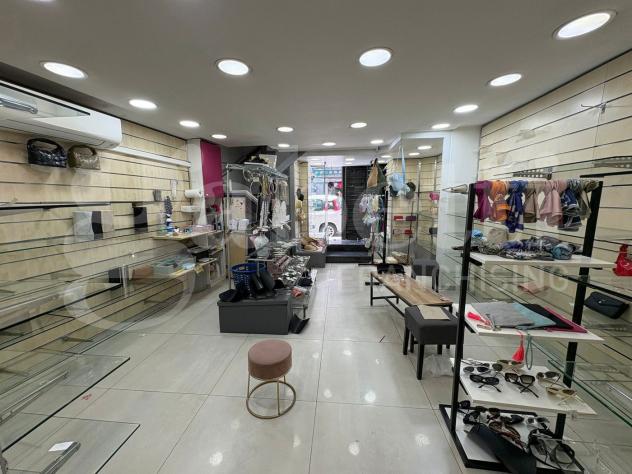 Negozio - Napoli . Rif.: Cod. rif 3259950ACG