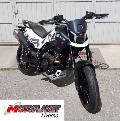 BENELLI BKX 300 S