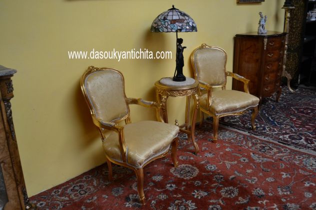 Tris di coppia di poltrone e tavolino stile Luigi XV - Foto 4
