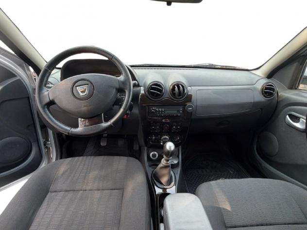 Dacia Duster Duster 1.5 dci Laureate 4x2 110cv - Foto 9