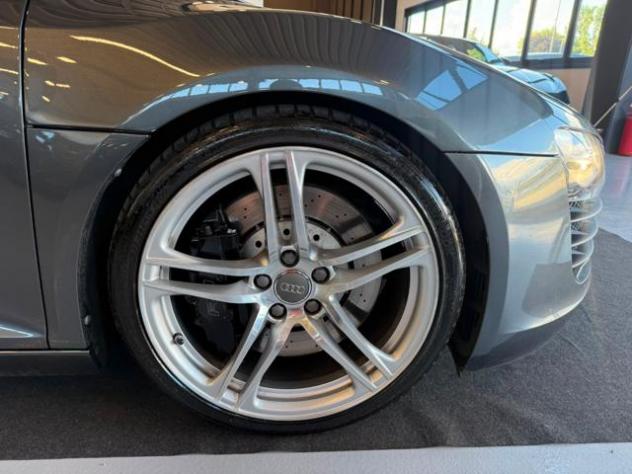 AUDI R8 4.2 V8 FSI quattro R tronic rif. 24034708 - Foto 8