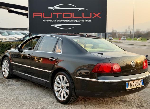 Volkswagen Phaeton 3.0/240 V6 TDI DPF 4mot. tip. 5 posti - Foto 9