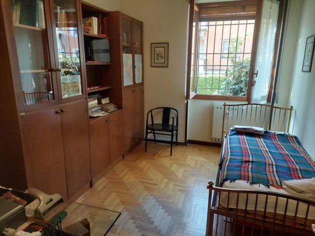 stanza singola per studenti e lavoratori