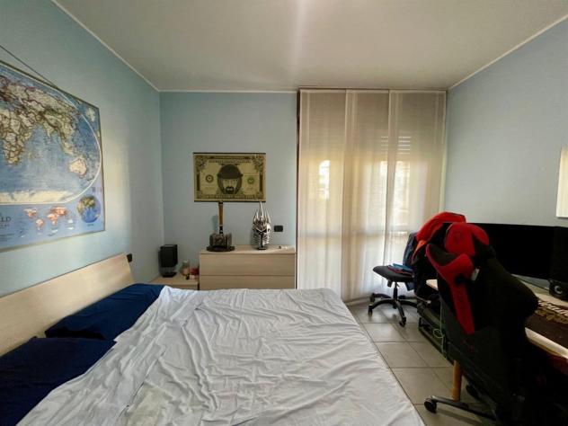Bilocale con terrazzi coperti, box e ascensore nel cuore del paese - Foto 15