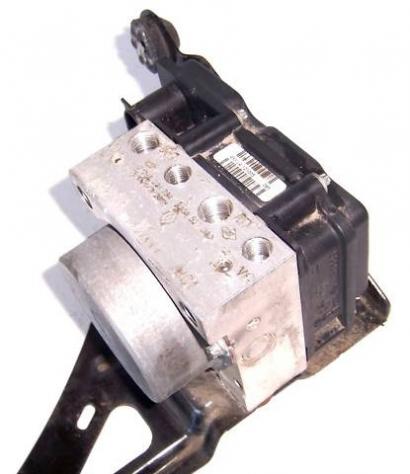 Nissan Kubistar ABS 0265231333 - 0265800335 - 8200229137 €195