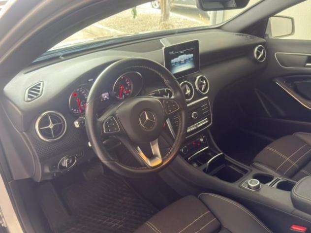 MERCEDES-BENZ A 180 Sport rif. 24008414 - Foto 10