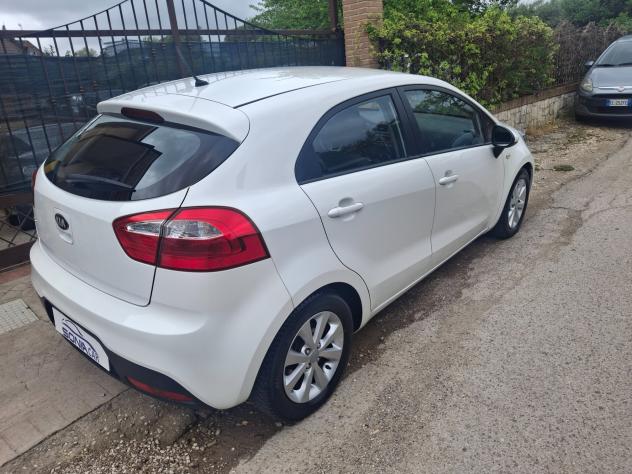 Kia Rio 1.2 CVVT 5p. ECO GPL City - Foto 4