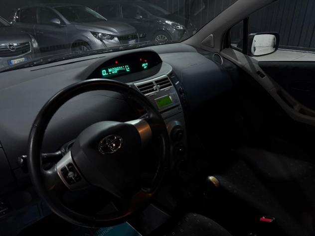 Toyota Yaris Benzina Km 88.000 Neopatentati - Foto 9