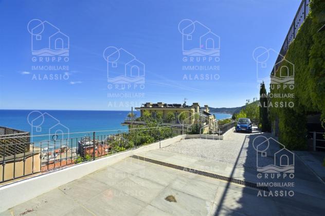 ESCLUSIVA PROPRIETÀ DI PRESTIGIO CON VISTA MARE TOTALE, PISCINA PANORAMICA E DEPENDANCE INDIPENDENTE - Foto 7