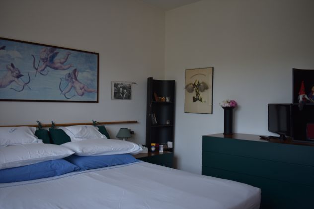 DUE APPARTAMENTI IN PALAZZINA CON CAPANNONE ANNESSO - Foto 8
