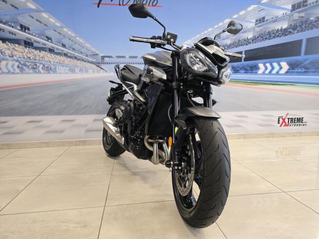 Triumph Street Triple 765 R - 06/2023 Km 7400 - Foto 3