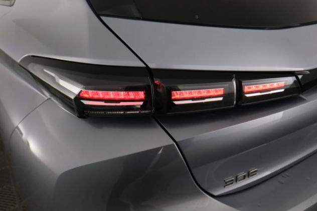 PEUGEOT 308 308 PureTech Turbo 130 S&S EAT8 Allure rif. 23843430 - Foto 10