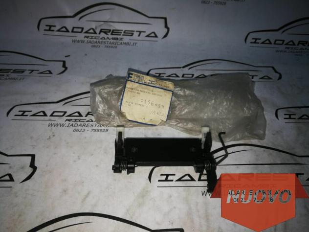 Supporto Fisso Maniglia DX Alfa Romeo 145 256057