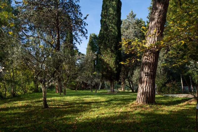 VILLA di 12 vani e di 700 mq (FOLIGNO - CAPPUCCINI) rif. CAPPUCCINI - Foto 17