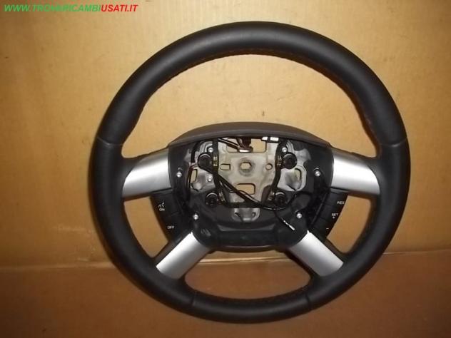 VOLANTE PELLE CON COMANDI FOCUS 04-08  Meccanica  Sterzo  Volante  Volante FORD - FOCUS - 01-03-2008 - 01-04-2011, FORD - FOCUS - 01-1