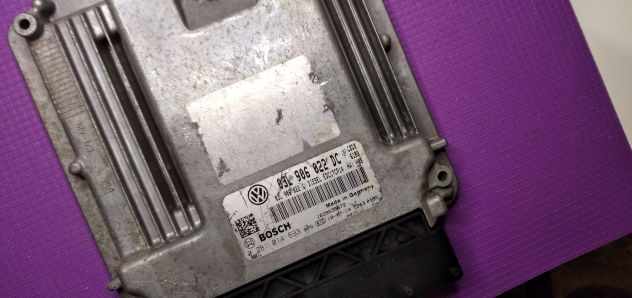 CENTRALINA MOTORE VOLKSWAGEN-VW 03L906022DC Bosch 0281014693 - Foto 5