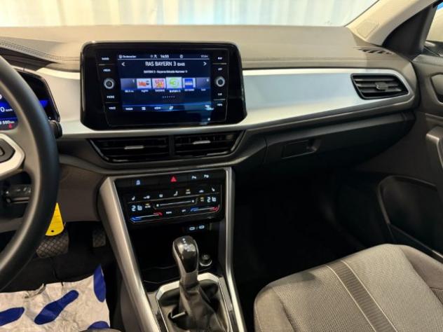 VOLKSWAGEN T-Roc 1.5 TSI DSG Life GANCIO Navi DAB+ Parks Assist LED rif. 23345309 - Foto 9