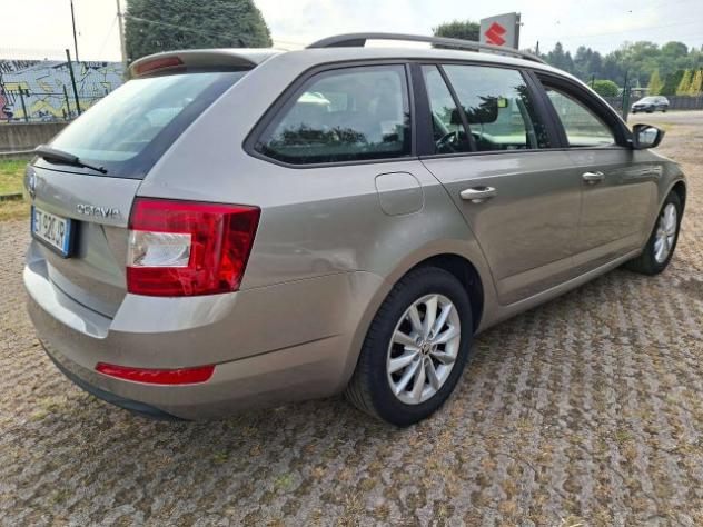 SKODA Octavia Wagon 1.6 tdi cr Ambition 105cv 4MOTION 4x4 UNIPRO rif. 23922144 - Foto 3