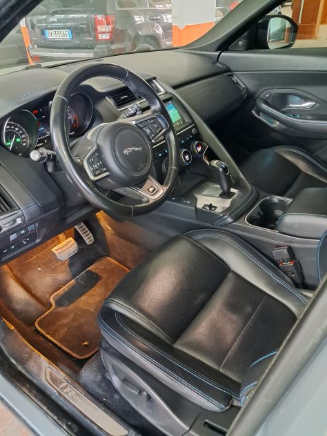 Jaguar E-PACE - Foto 7