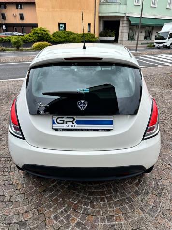 Lancia Ypsilon 1.3MJT 95CV 5P Platinum -Neopatentati - Foto 5