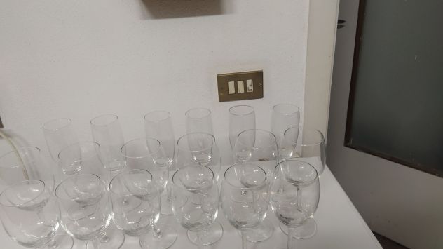 Bicchieri calici e flute nuovi ancora in scatola - Foto 3